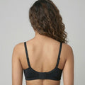 BLACK swatch